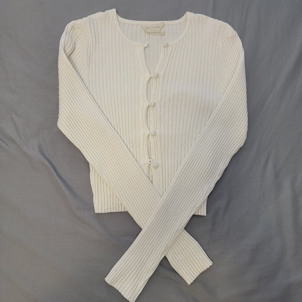 Urban Outfitters | White cardigan